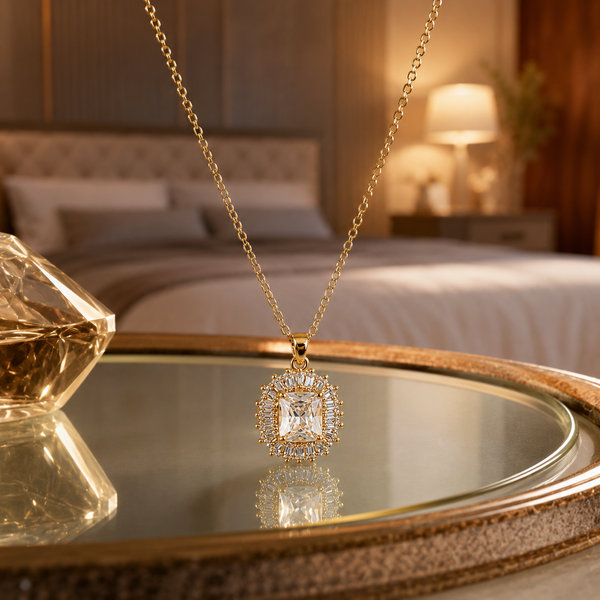 Gold Plated Crystal Pendant Necklace Anti Tarnish Daily Wear